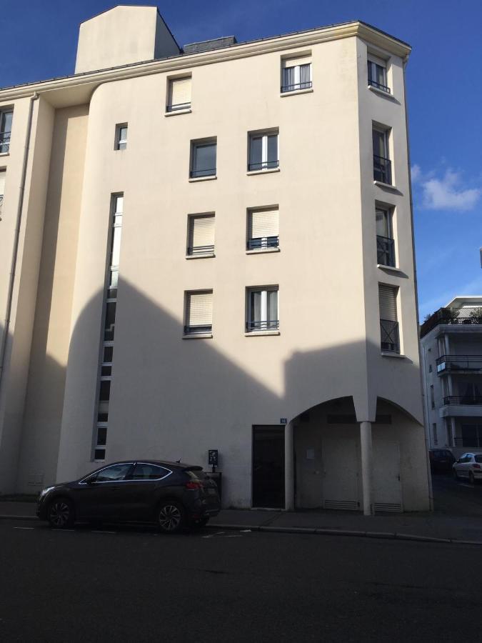 Studio Centre-Ville Avec Terrasse Et Parking Securise Gratuit Nantes Exterior foto